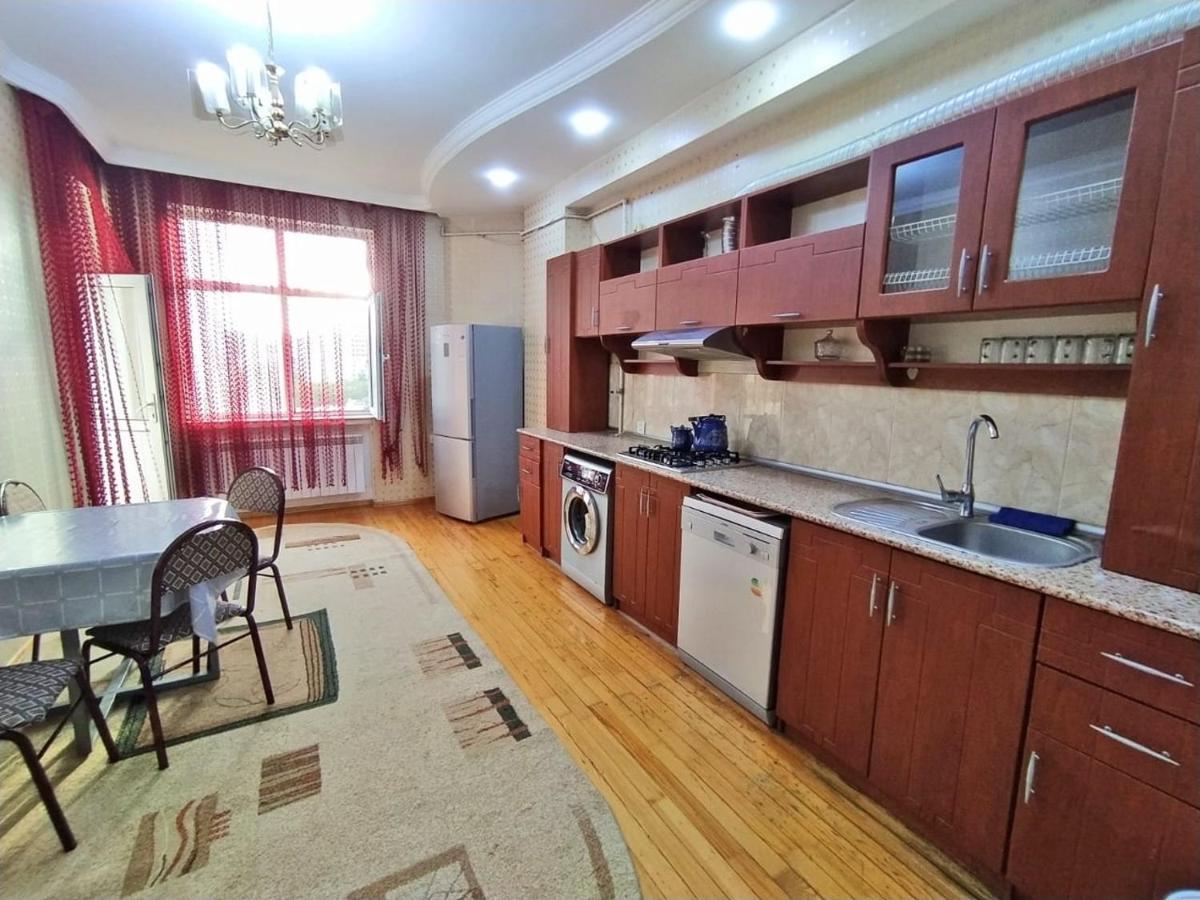 Bakuvi Apartments On New Boulveard Extérieur photo